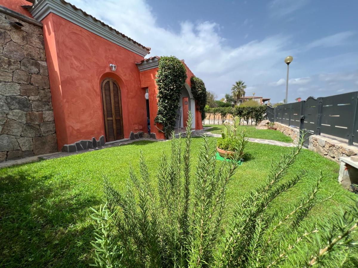 Villa Antonella San Teodoro  Exteriör bild