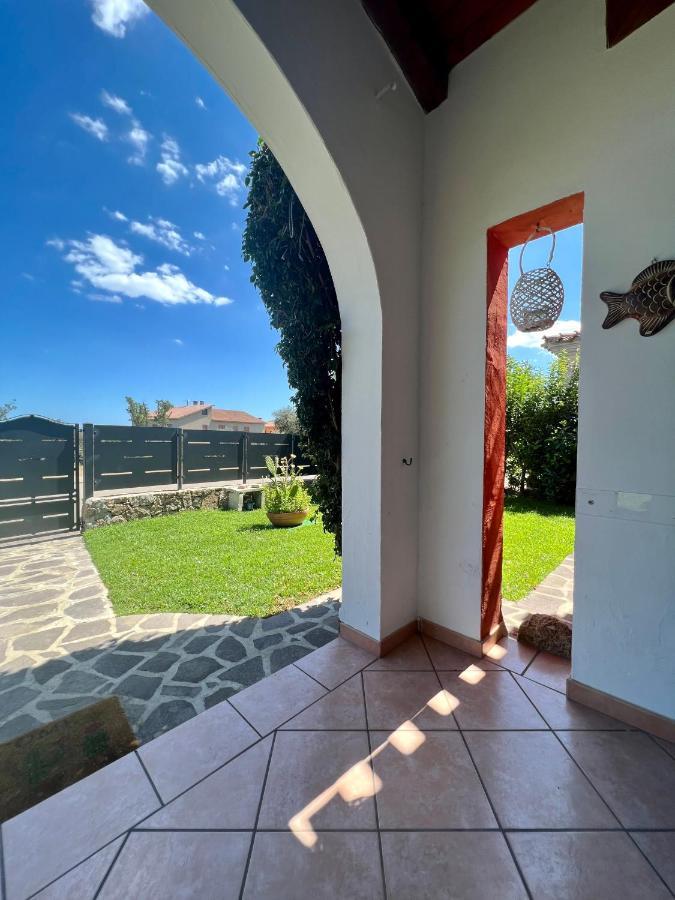Villa Antonella San Teodoro  Exteriör bild
